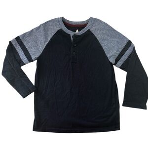 Blue Long‎ Sleeve Tee with Athletic Style